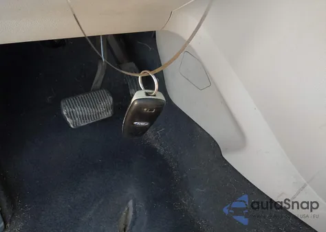 2019 Ford Escape Se z USA, uszkodzony, nr VIN 1FMCU9GD1KUC48831